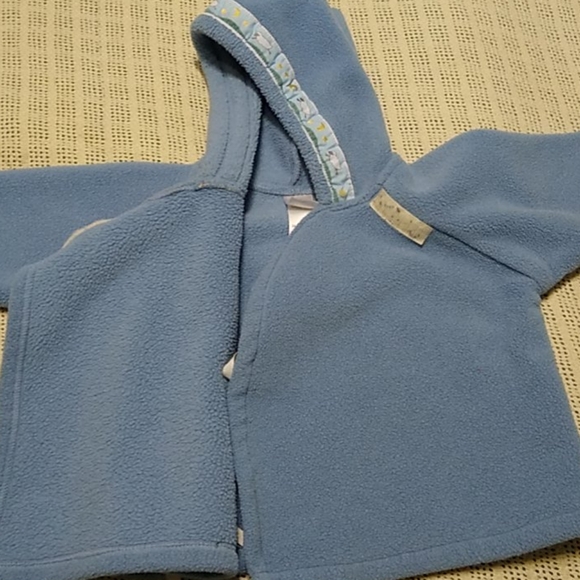 Adorable cherry tree hooded sweater - Picture 2 of 7